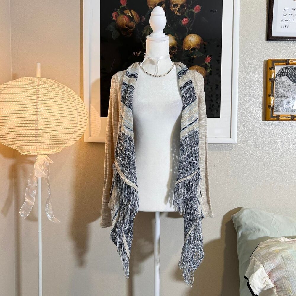 No Boundaries fringe shawl blue & beige open cardigan M
